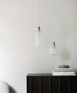 Amp lampa stor, Matt-vit