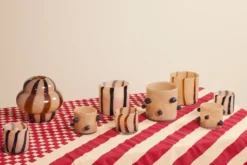 Arlo ljuslykta M Ø15 cm, Beige-svart