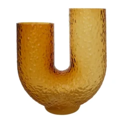 Arura vas hög, Amber