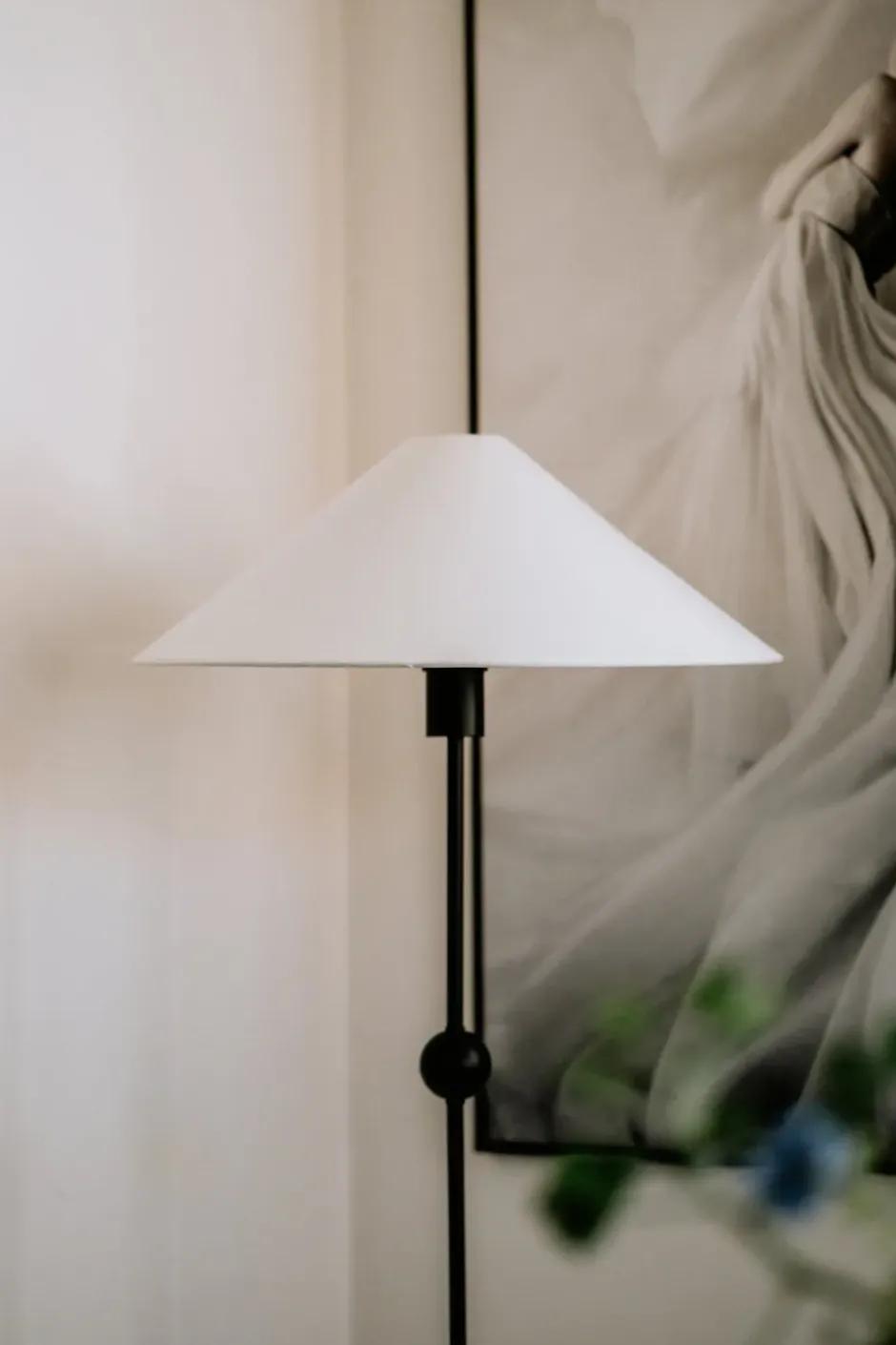 Astrid lampstativ 130 cm, Svart