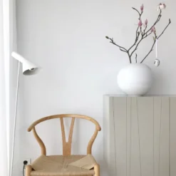 Ball vas white, 30 cm