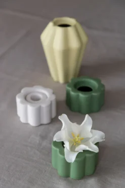 Birgit vas/ljuslykta 14 cm, Pale Yellow