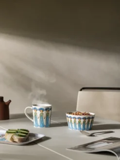 Blåklint mugg med öra, 40 cl