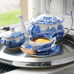 Blue Italian frukostkopp med fat, 28 cl