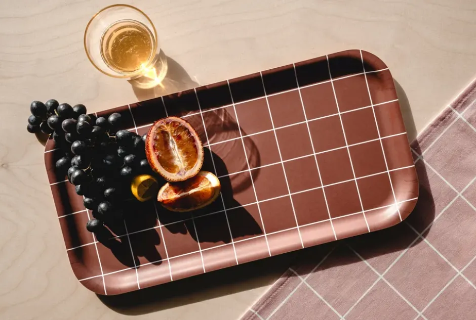 Checks & Stripes bricka 22x43 cm, Brown
