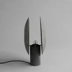Clam bordslampa 43,5 cm, Oxiderad
