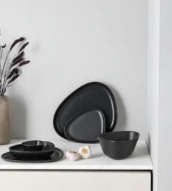 Curve Stoneware serveringsfat 30x35 cm, Black