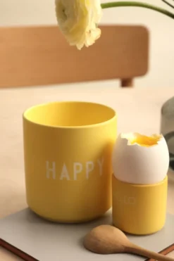 Design Letters äggkopp 2-pack, Hello-yellow