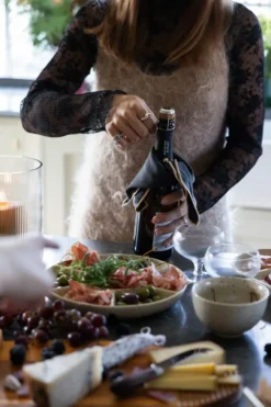 Ditte serveringsfat, Beige-vinröd
