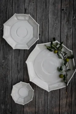 Ernst serveringsfat Ø27 cm, Naturvit