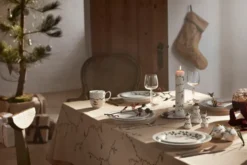 Hammershøi Christmas Duk sand, 150x370 cm