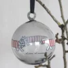 Lisa Larson Mikey julgranskula, Silver-red-white