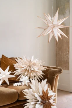 Marta adventsstjärna Ø60 cm, Vit-brun