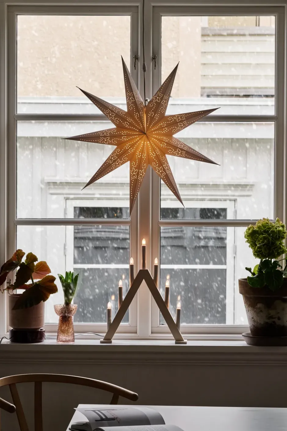 Nord adventsljusstake 40 cm, Vitlaserad