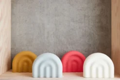 Rainbow nattlampa, Light rubber