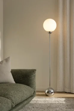 Ripley golvlampa, Krom
