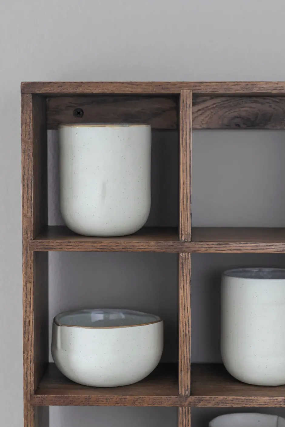Showcase vägghylla 40x53 cm, Dark oiled oak