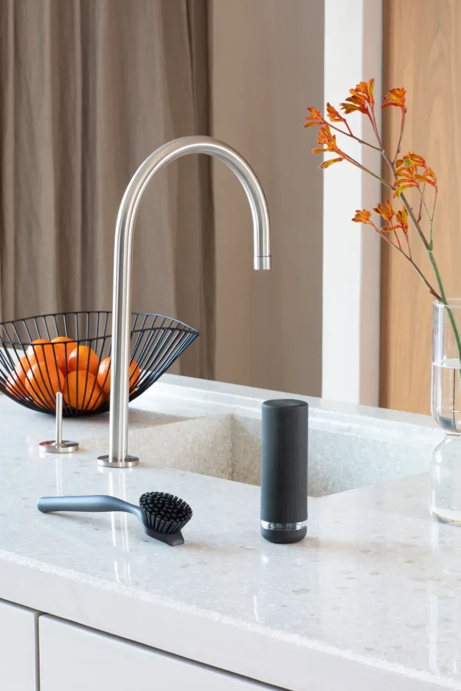 SinkStyle diskmedelsdispenser, Mineral Infinite Grey