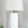 Spin bordslampa, Vit-beige