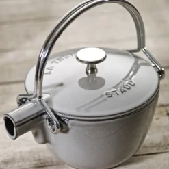 Staub tekanna rund 1,15 L, Grå