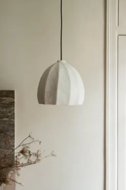 Tuva pendel, White