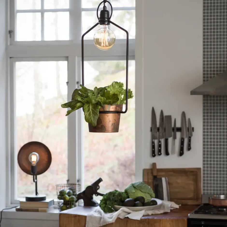 Upptown fönsterlampa 57 cm, Svart