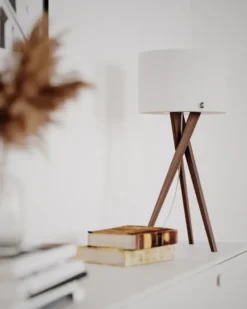 Vega bordslampa 55 cm, Valnöt-vit