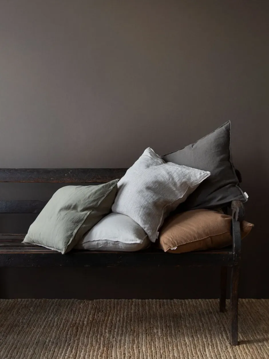 Washed linen kuddfodral 50x50 cm, Warm grey