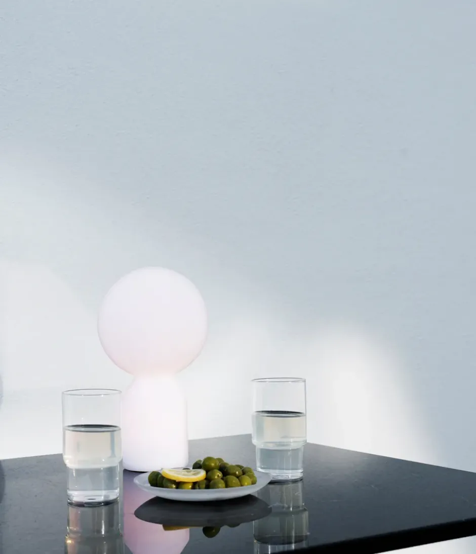 Yo bordslampa small, White